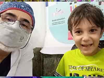 بهترین پزشک ختنه نوزادان و کودکان استاد دکتر بلندی